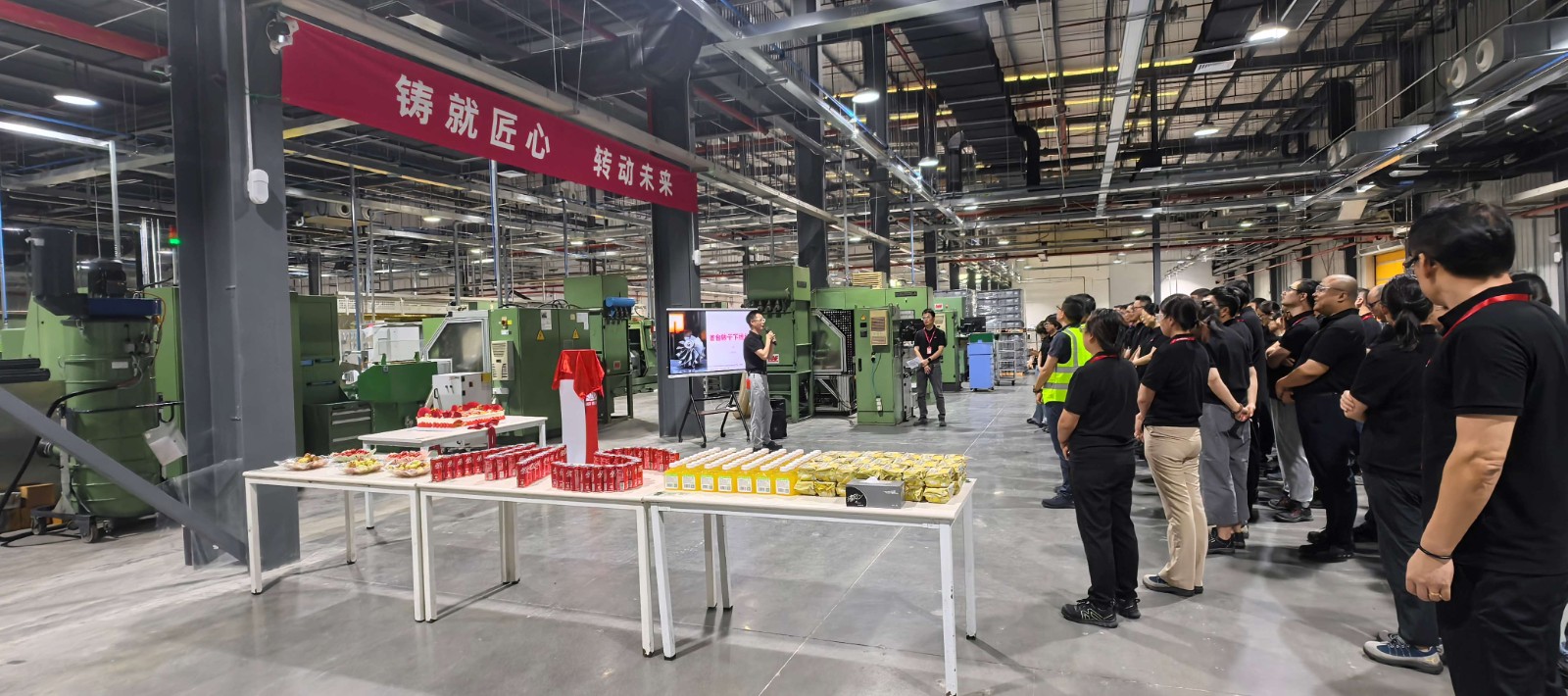 1758777350598656AFOX.jpg 首件下线92505.jpg